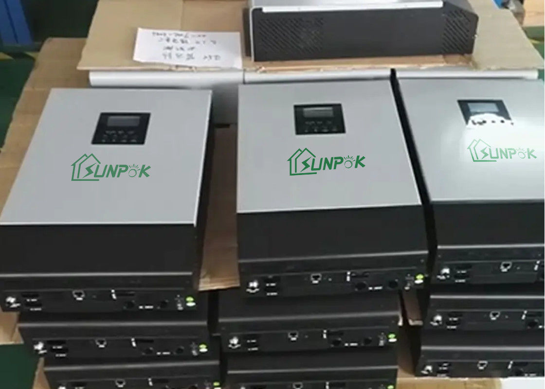 IP32 Off Grid Inverter Rozmiar 5 kW 8 kW 10 kW 12 kW z kontrolerem ładowania słonecznego Mppt