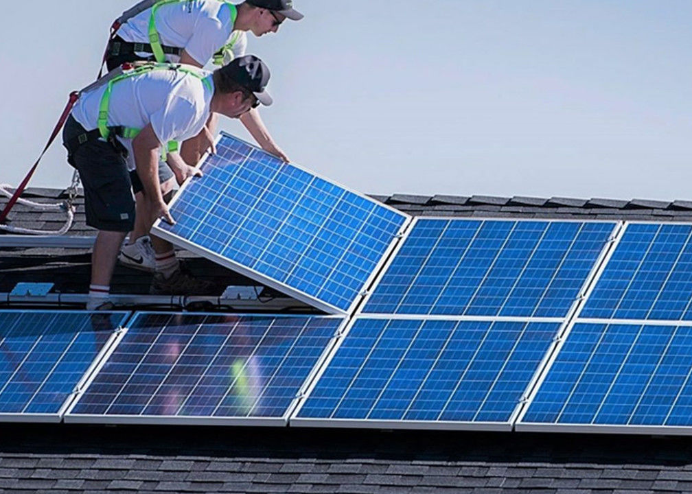 ODM Zestaw hybrydowego układu słonecznego z wyświetlaczem LCD On Off Grid Hybrydowy system zasilania panelem słonecznym