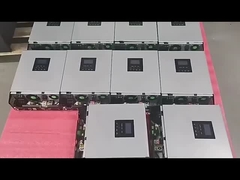 Off Grid Inverter 8kw 10kw 12kw Standardowy trójfazowy hybrydowy falownik solarny